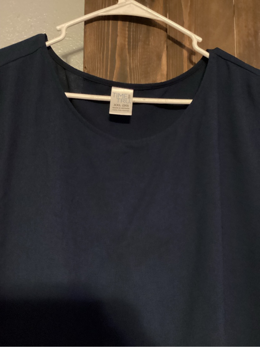 Time and Tru Navy Scoop Neck Short Sleeve Top